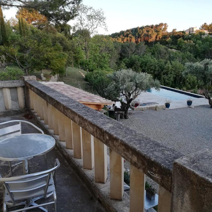 Castel'Lodge Le Beausset Eksteriør bilde
